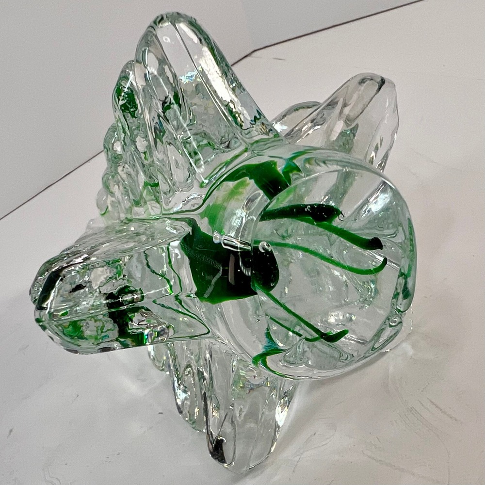 Art Glass Christmas Tree Figurine Clear with Green Swirl 5.25 Inch Holiday Decor - Picture 5 of 9